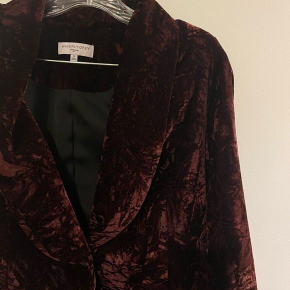 Waverly Grey liberant 2 button velvet deep Burgundy/plum women blazer size small - Picture 5 of 13